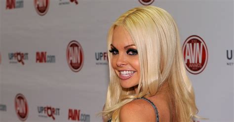 the hottest porn stars|Call ‘Em the Dirty Dozen: The 12 Most Popular Stars in Adult。